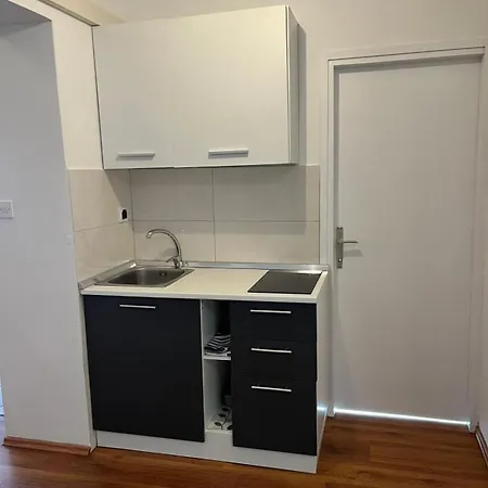 Meri 2 Apartamento Mali Lošinj