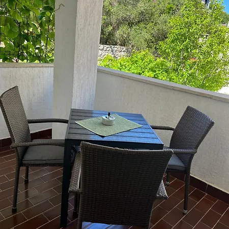 Apartamento Meri 2 *